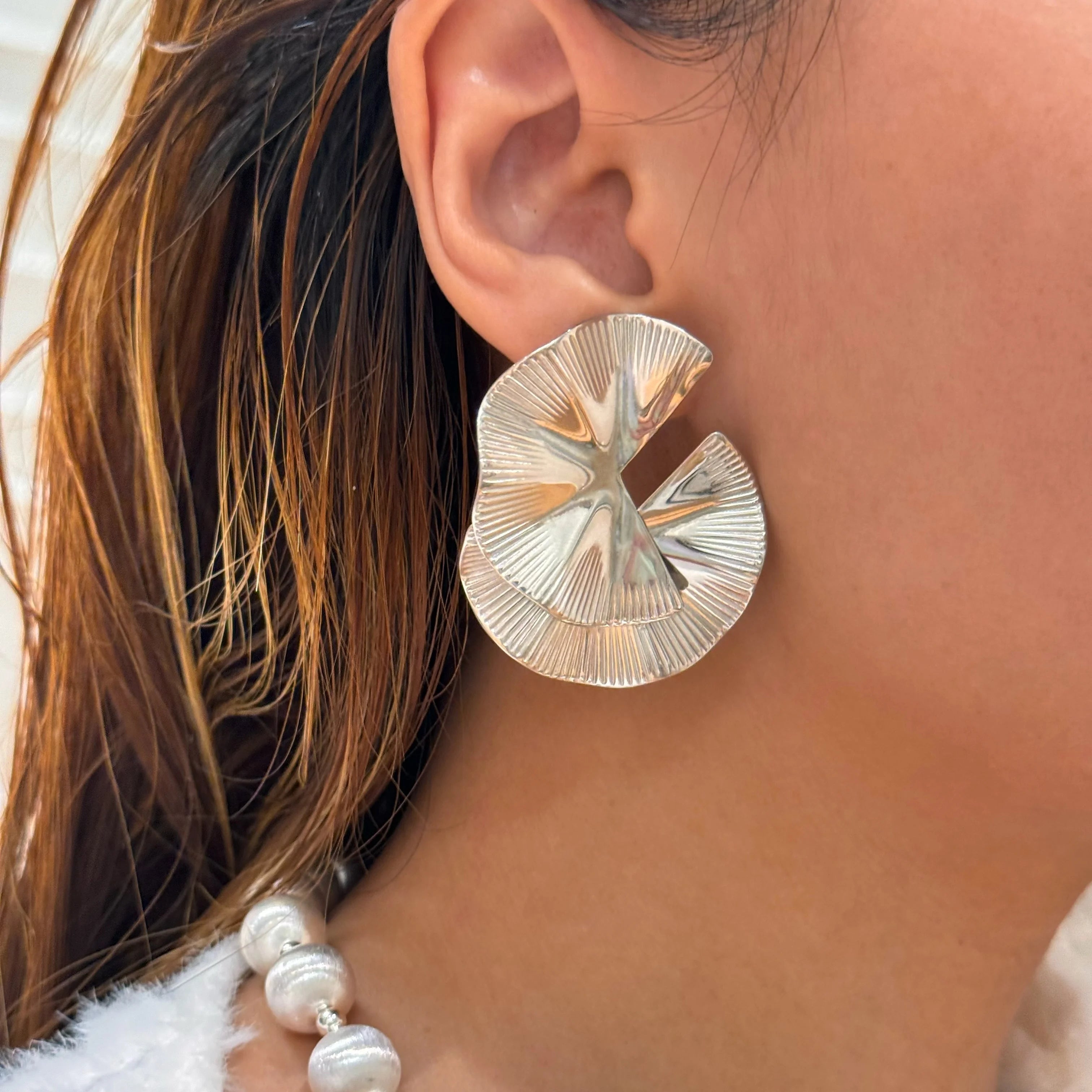 2024 Dazan New 18k Gold Plated Hypoallergenic Stainless Steel Vintage Artist Mushroom Earrings Valentine s Day Jewelry for Women