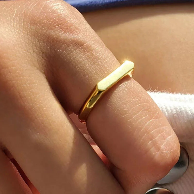 Stainless Steel Waterproof Hypoallergenic Jewelry 18k Gold Plated Geometric Irregular Design Women Ring YF3815