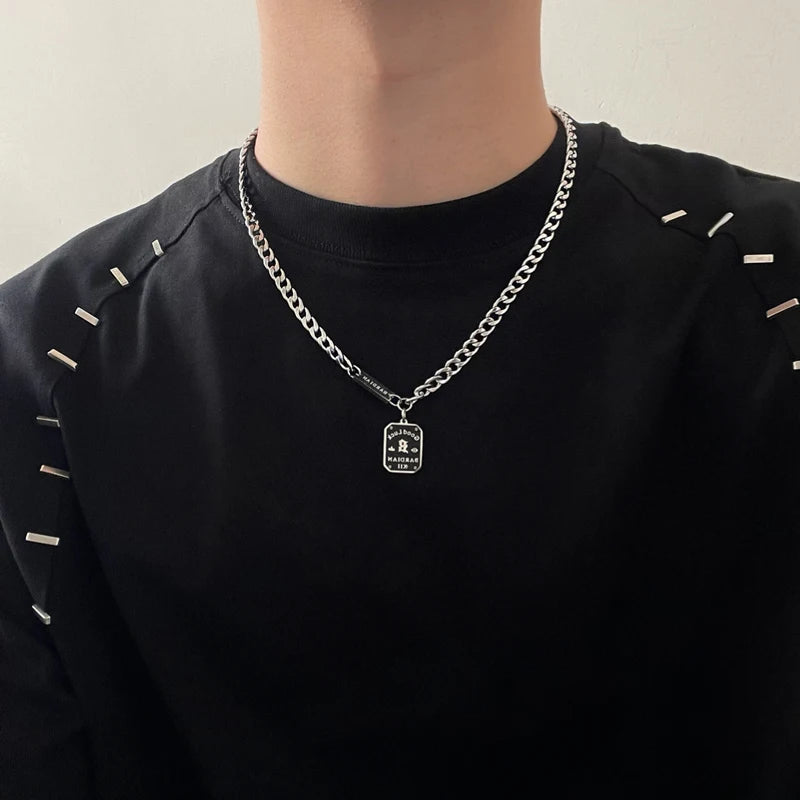 Square Brand Letter Titanium Steel Necklace Men and Women Hip Hop Fashion Chain Chain Clavicle Chain Pendant