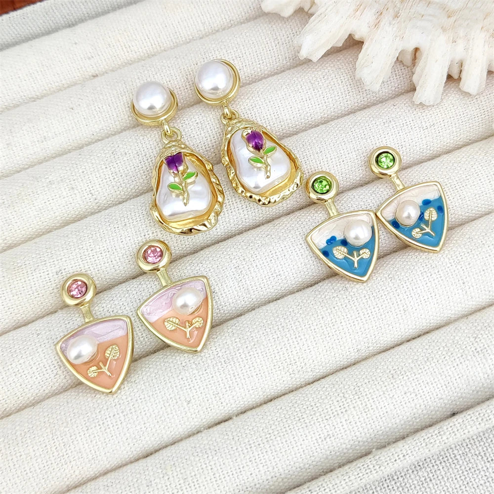 Wholesale Gold Plated Girl Earrings Triangle Pendant Fashion Genuine Freshwater Pearl Flower Earrings Light Luxury Women's Gifts