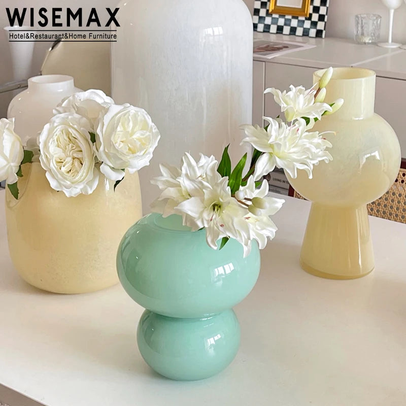 WISEMAX FURNITURE Art Furniture Nordic Decorative Flower Pots Round Shaped Small Clear Glass Flower Vases for Hotel Home Decor