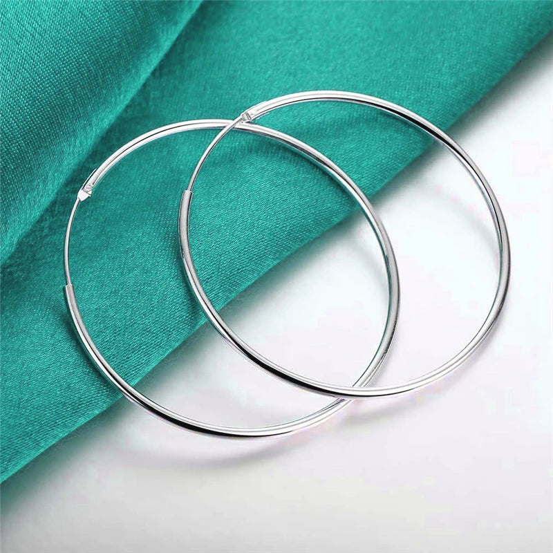 Trendy Fashion Jewelry Earrings Custom Gold and Silver Big Woman Hoop Earring Bulk Manufacturer