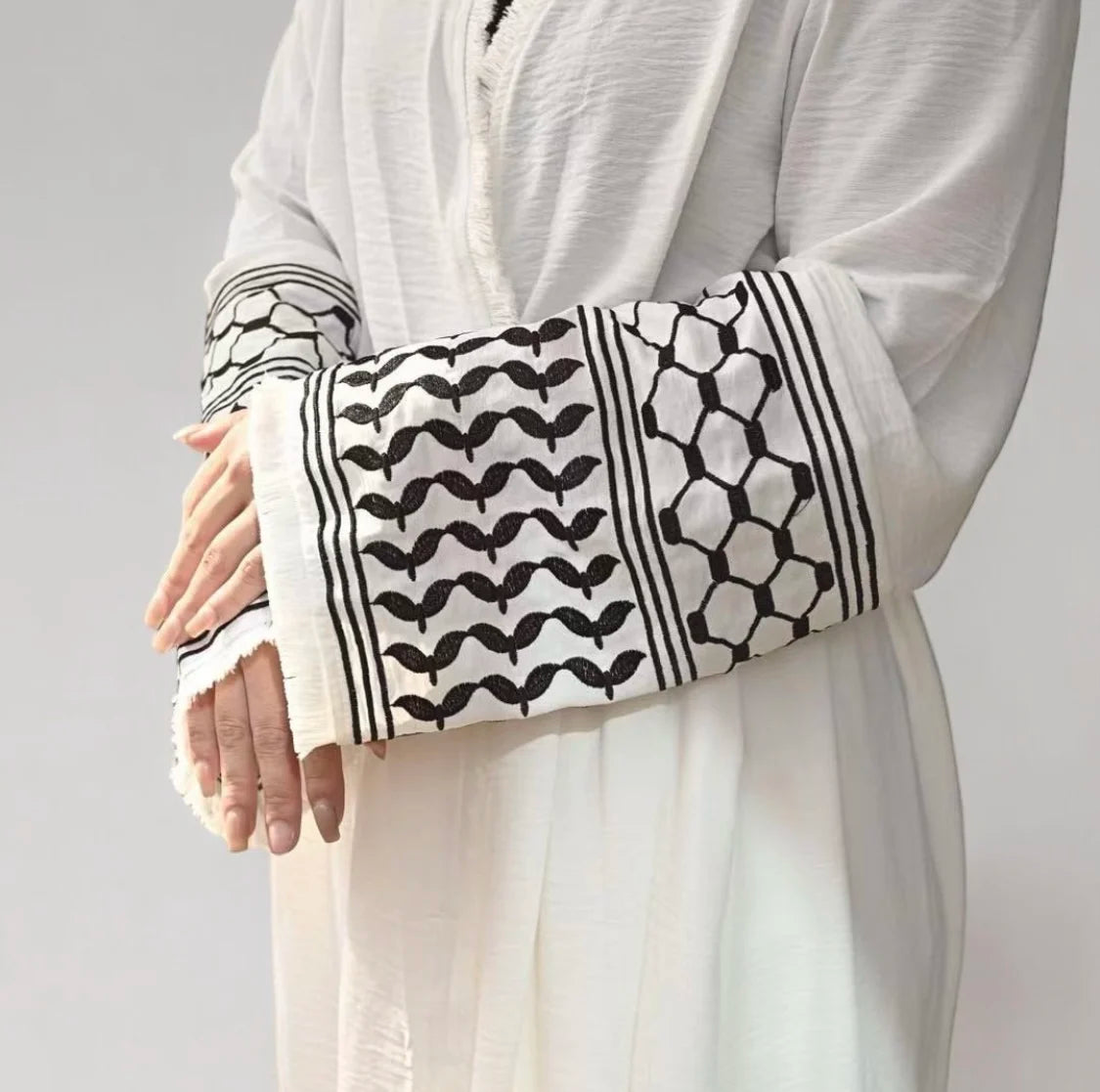 LM046 Keffiyeh Inspired Open Abaya Cardigan with Belt Kimono Robe Kuffiyah Design Wrap Dress Muslim Women Clothing Modest