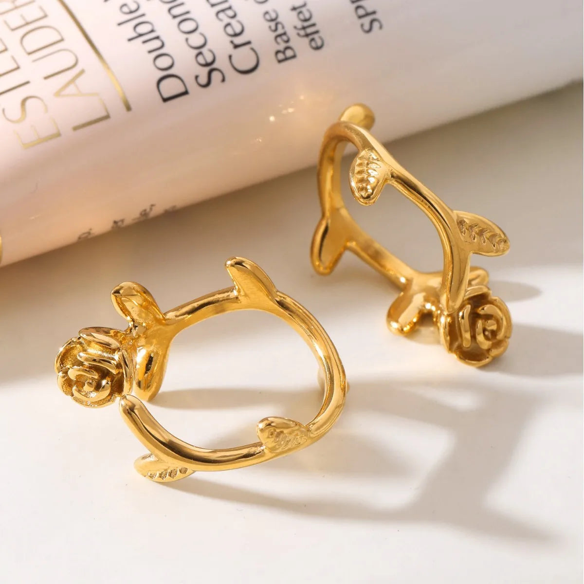 Gold-Plated Stainless Steel Rose Flower Open Ring Women's Irregular Personality Fashion Ring for Wedding or Engagement