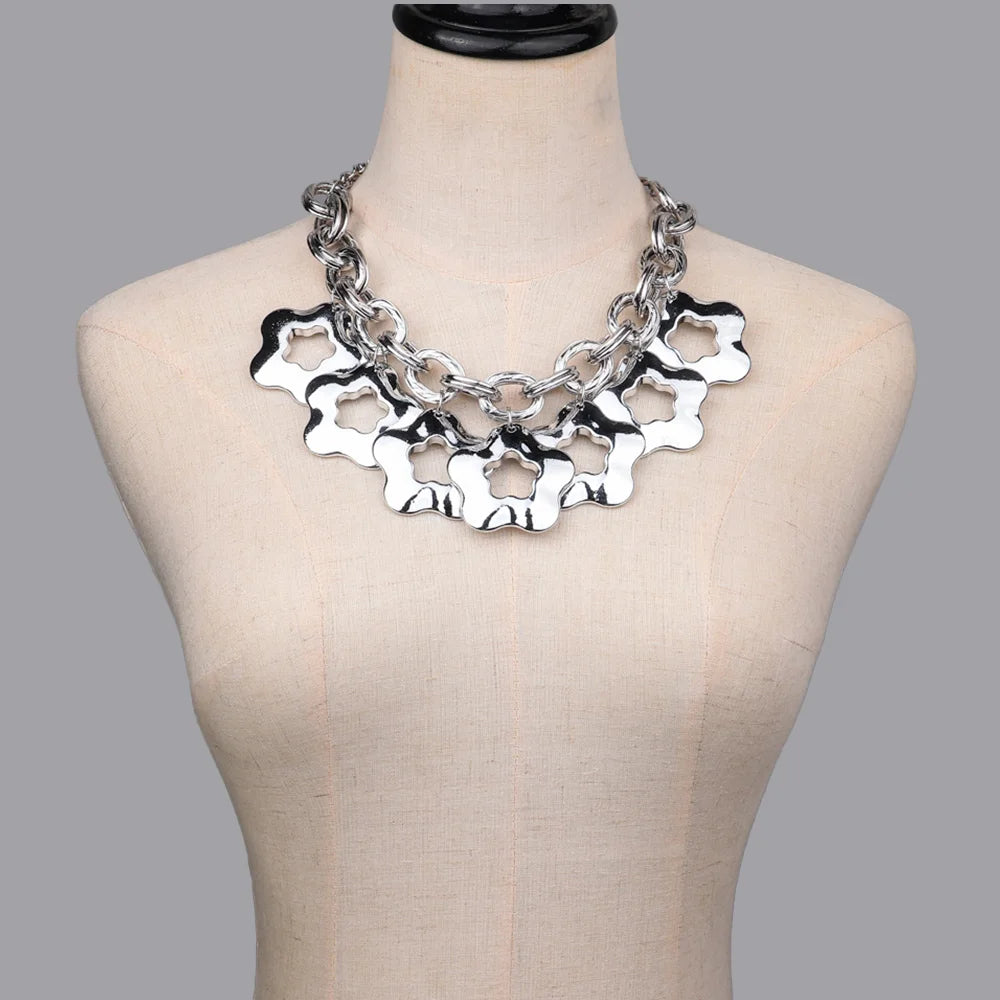 Latest Funky Hollow Flower Silver Stars Charm Girls Punk Hiphop Geometric Aluminum Chain Personality Gift Necklace for Women