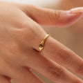 High Polished Metallic Steel 18K Gold Plated Minimalistic Shiny Heart Signet Rings Waterproof Jewelry