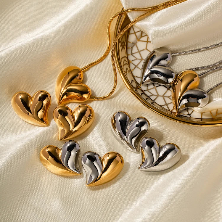 G2735 Wholesale 18K Gold Plated Stainless Steel Exaggerated Smooth Heart Stud Earring for Women Girls Fashion Jewelry Earrings