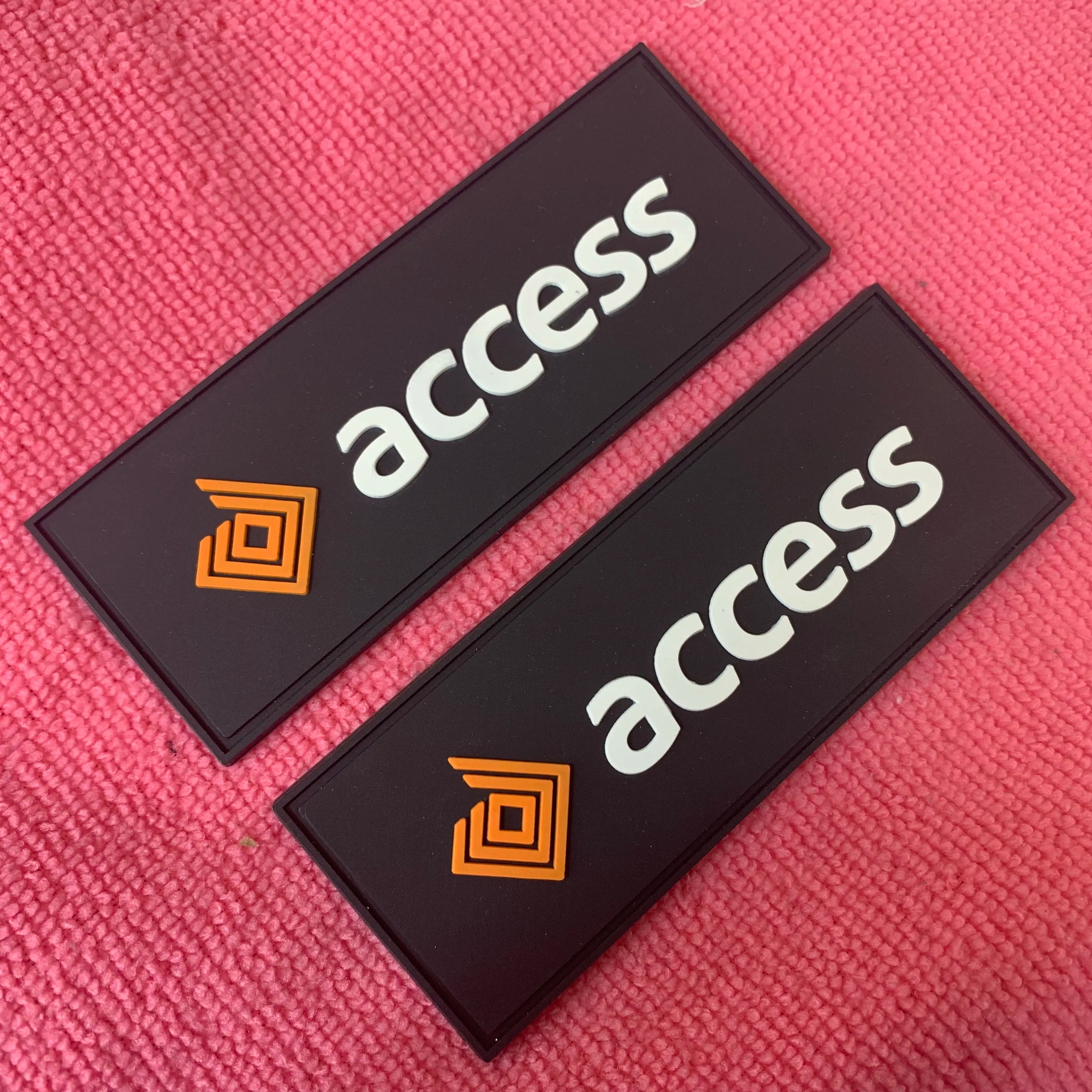 Innocuous PVC logo Rubber Patch for Apparelhandmade Sewing on Silicone Bag Label