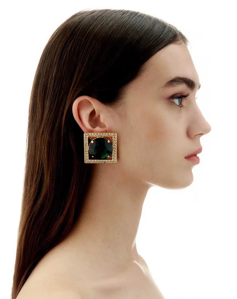 DAIHE ER6505 New Geometric Square Hollow Out Sparkling Diamond Red Green White Gemstone Earrings Fashionable