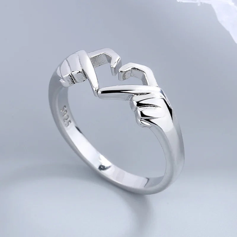 Hot Sell Chic Sliver Gold Plated Wedding Ring Geometric Palm Love Gesture Couple Ring Romantic Hands Than Heart Ring for Women