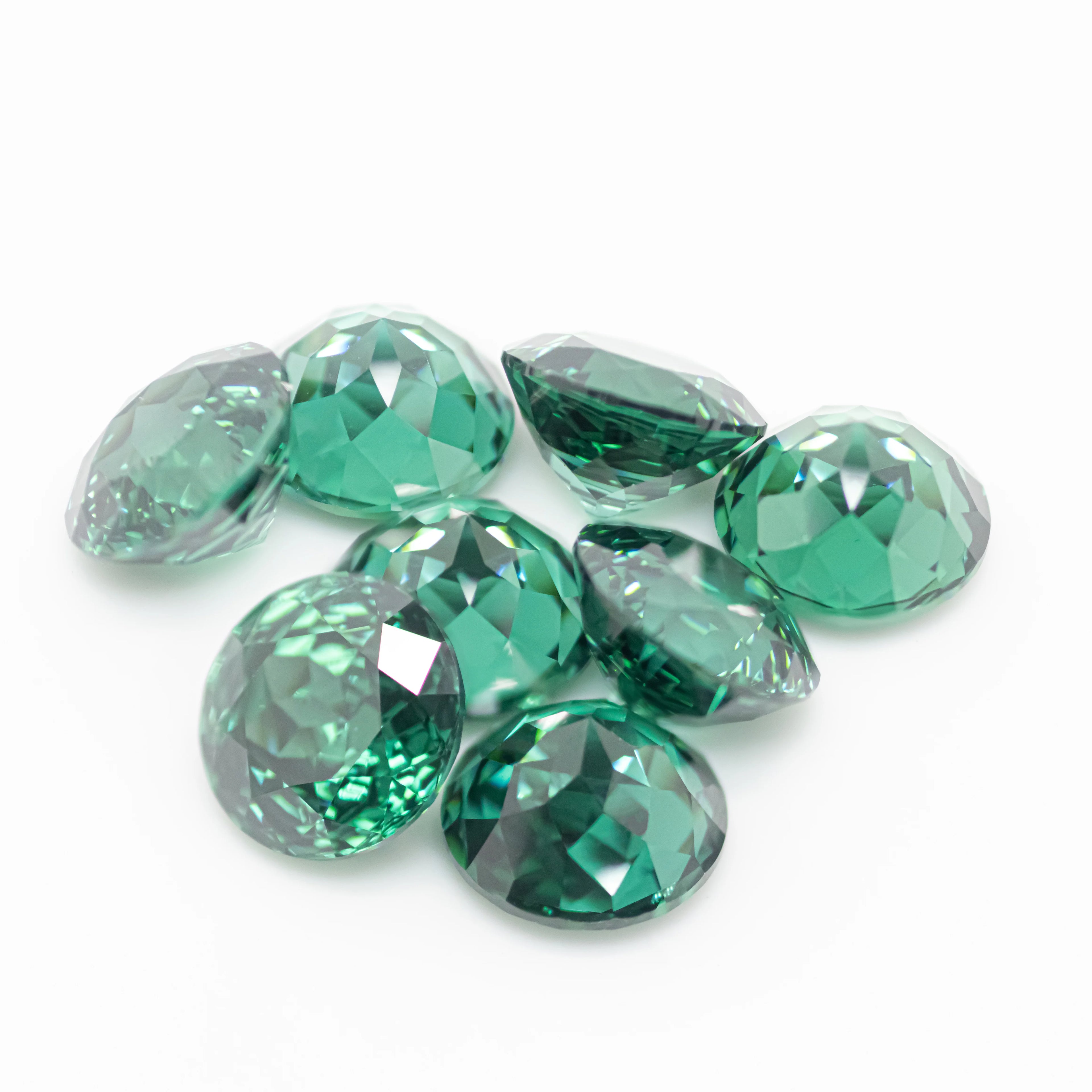 Synthetic Round Brilliant Shape Millennium Rose Cut Emerald Color Cubic Zircon 10mm Gemstone High Quality