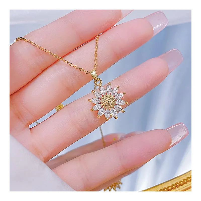DAIHE Fashion New Titanium Steel Zircon Sun Flower Gold Pendant Necklace Women Clavicle Chain