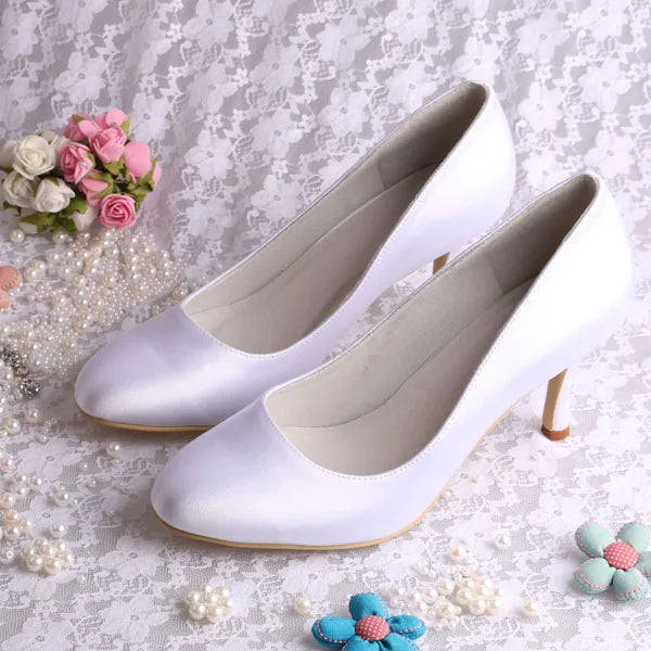 Customized White Satin Women Closed Shoes Pigskin Lining
