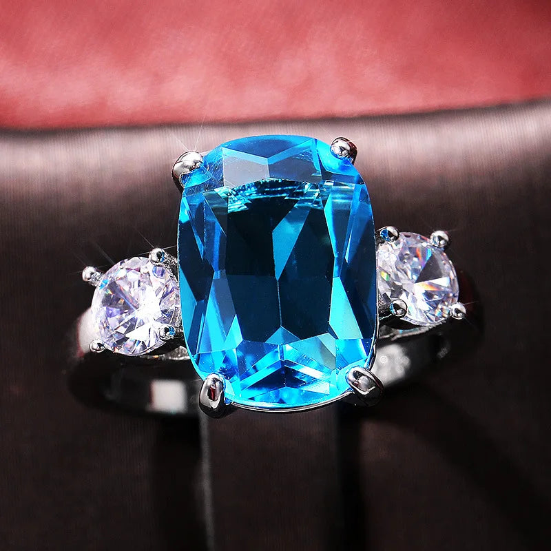 Huitan Refine Blue Rings Lady Girls Crystal Clear Large Radiant Cut Zircon Rings Silver Women Ring Beautiful