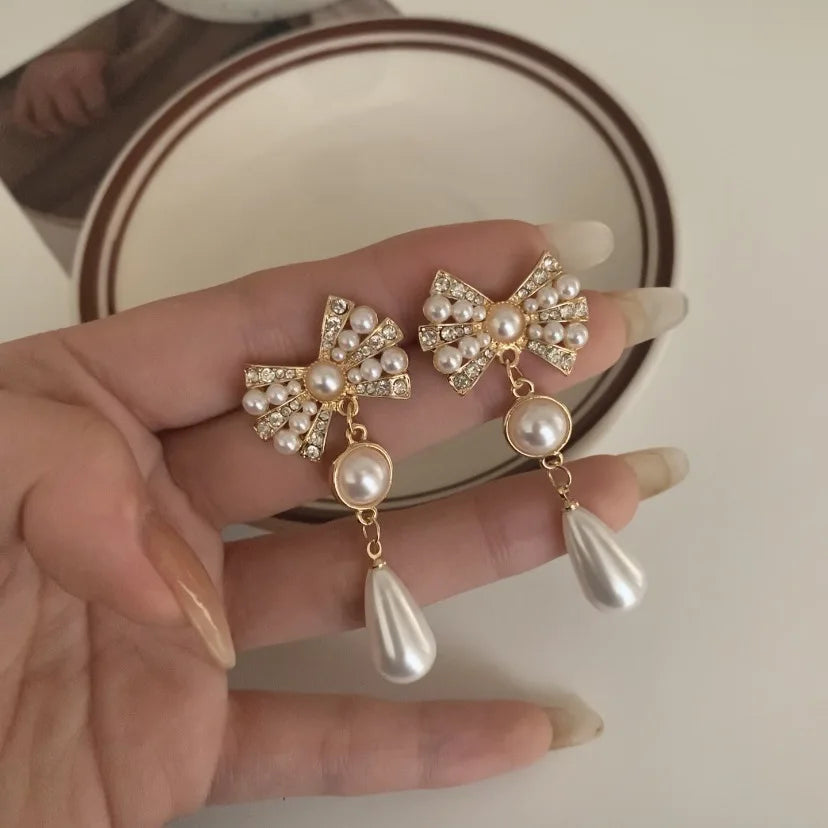 HOVANCI Earings Pearl 6 Elegant Gold Plated Baroque Pearl Bowknot Studs Queen Bride Drop Earrings and Necklace Women