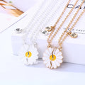 2Pc Fashion Trendy Best Friends Honey Love Couple Pendant Necklace Daisy Broken Heart for Women Chain BFF Friendship Jewelry