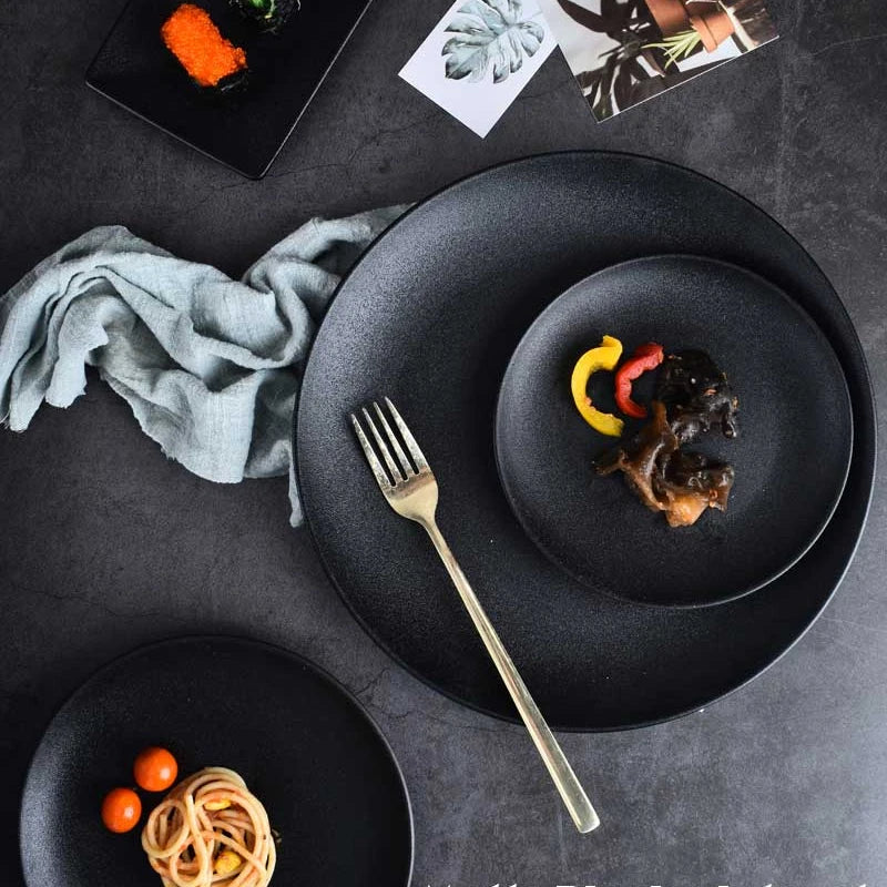 Customized Design Black Kitchenware Set Matt Black Shrinkage Dot Glaze Black Dinnerware Set