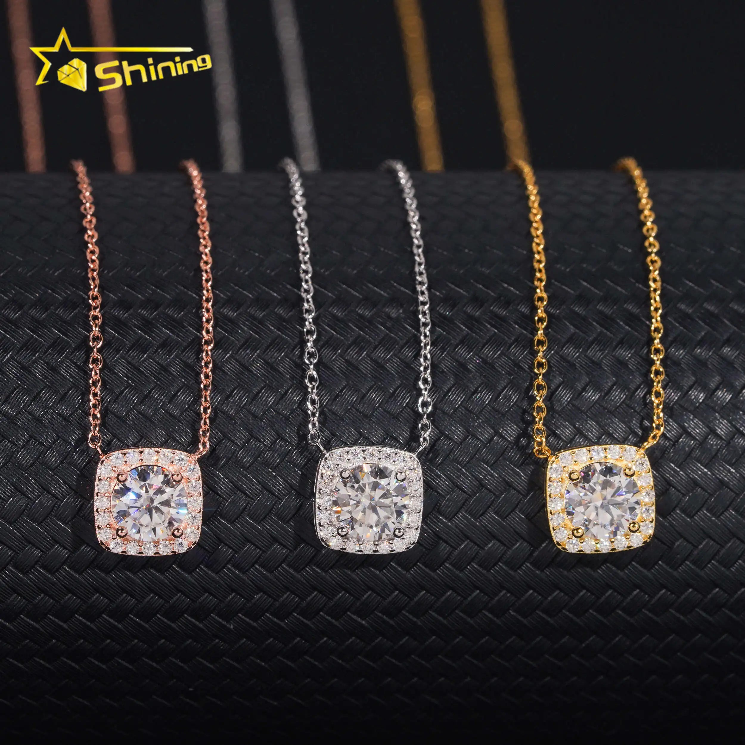 Hot Selling Christmas Present Fashion Necklace Charms 925 Sterling Silver Round Shape Moissanite Pendant Necklaces Women