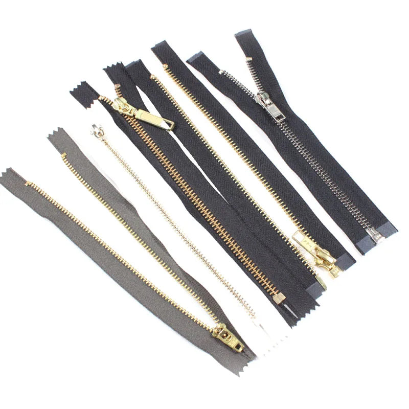 Bulk Stock OEM Custom Length Industrial Strength Metal Teeth Zippers Brass Metal Zipper for Leather Bags Coats Trousers