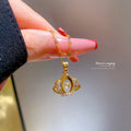 Classic Design Crown Pendant Necklace for Women Elegant Party Accessories Fancy Girl Necklace Gift Timeless Style Jewelry