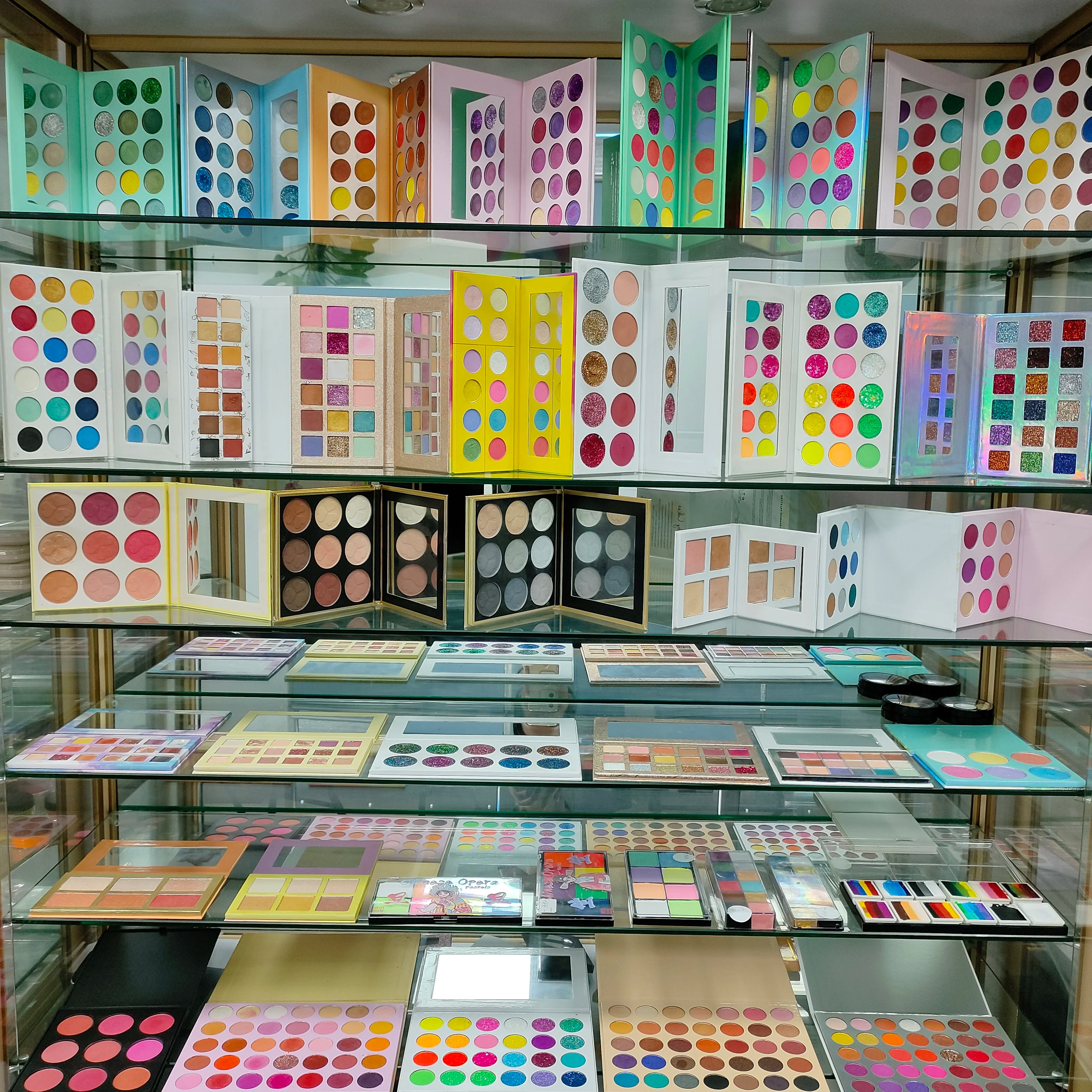 Wholesale Multichrome Eyeshadow Palette Custom Private Label Vegan Makeup Matte Glitter  Eyeshadow Palette