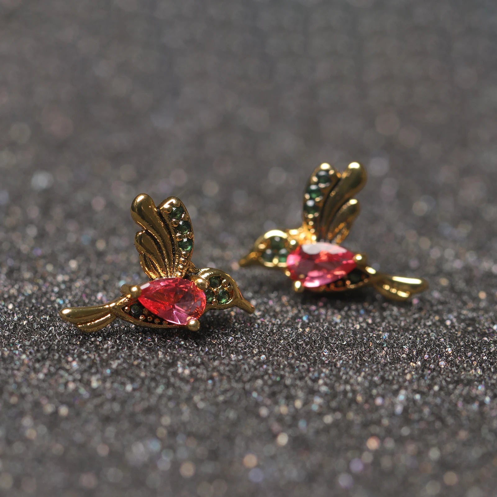 Hainon Fashion Earrings Trend Gold Plated Earrings Crystal Bird Hummingbird Stud Earrings 2021 Animal Jewelry