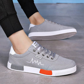Hard-Wearing Black Men's Casual Walking Style Jogging Board Shoes