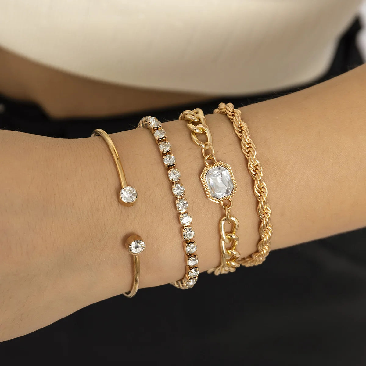 Fashion Jewelry Bracelet Set for Women Gold-plated Jewelry Twist Bracelet Zircon Bracelet Charm Tennis Bracelet