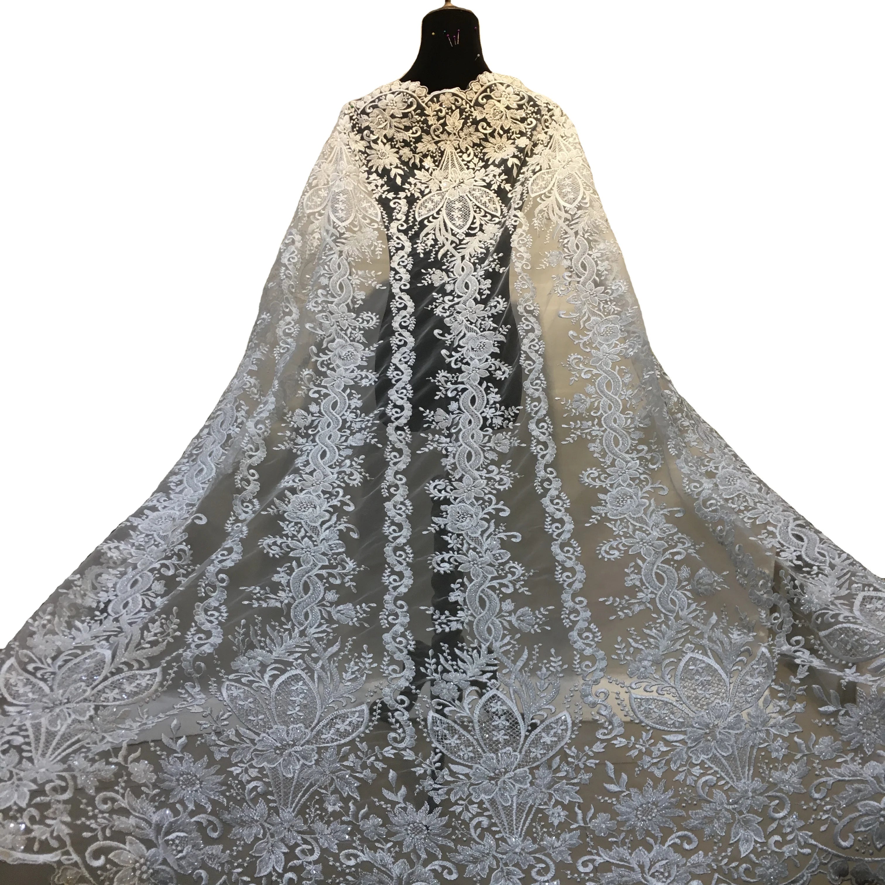 Wholesale Black 3D Beaded Lace Fabric Embroidery Bridal Luxury Handmade Tulle Lace for Dress