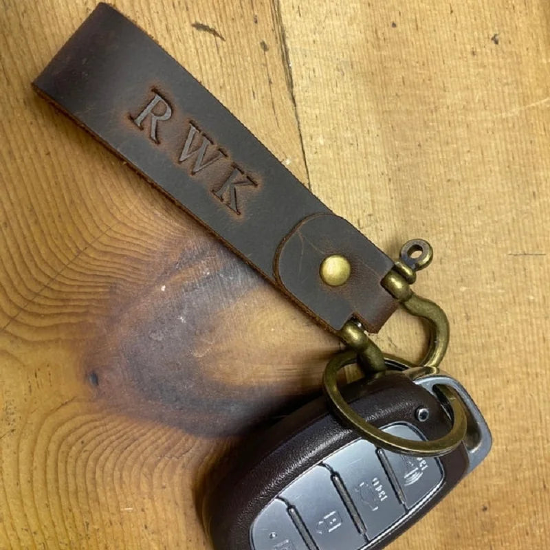 Personalized Genuine Crazy Horse Leather Key Chain Small MOQ High Quality Vintage Leather Car Keychain Best Gift for Men