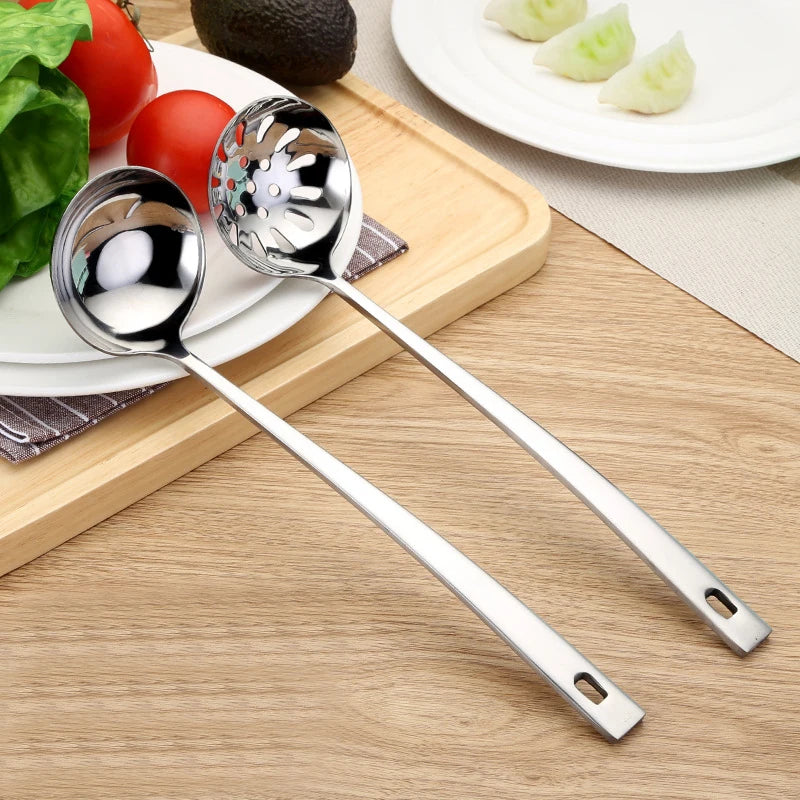 Wholesale Kitchen Tools Thickened Stainless Steel Soup Spoon Household Hotel Soup Shell Hot Pot Strainer Spoon