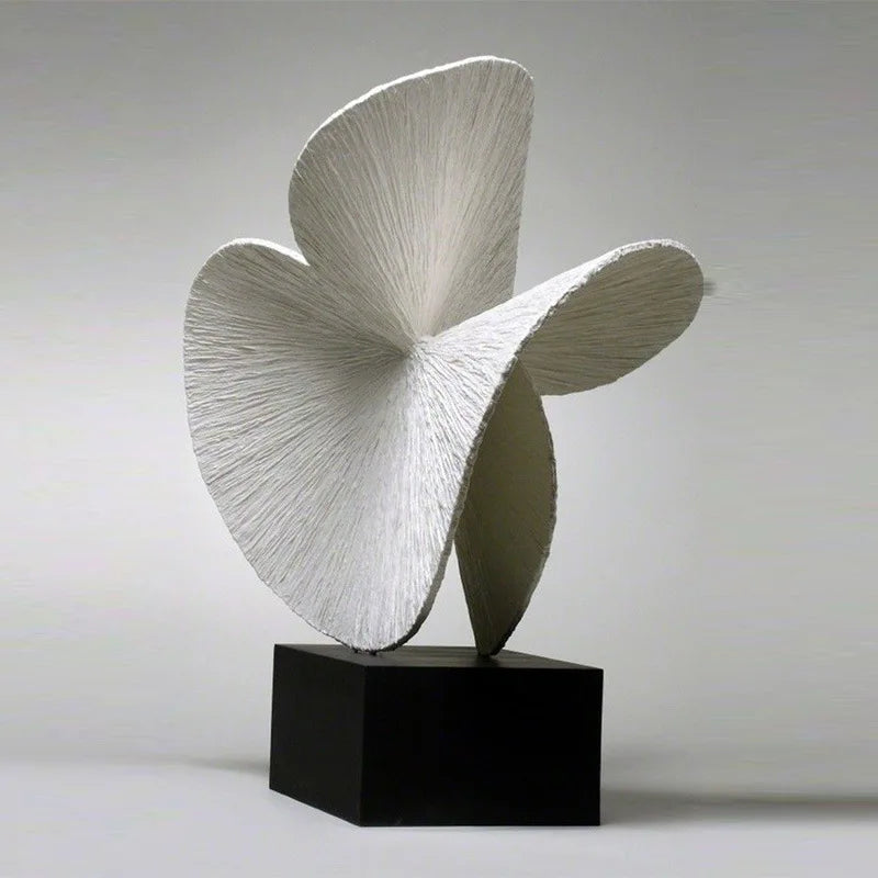 Nordic Light Luxury Creative Ginkgo Leaf Model Synthetic Resin Modern Simplicity Living Room TV Cabinet Decoration Ornaments