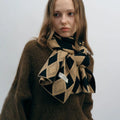 2026 Manufacturer Wholesale Custom Russian High End Winter Warm Color Block Diamond Jacquard Knitted Plaid Scarf for Women
