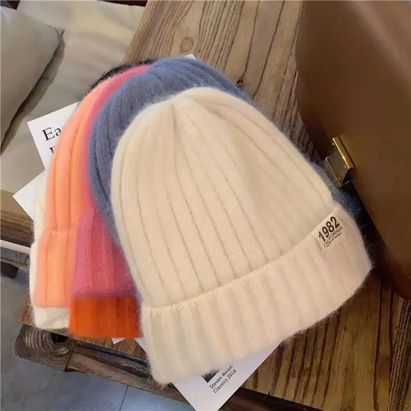 Wholesale Unisex Acrylic Custom Patch Logo Winter Warm Knitting Hats OEM Designer Cartoon Plaid Chunky Crochet Striped Skull