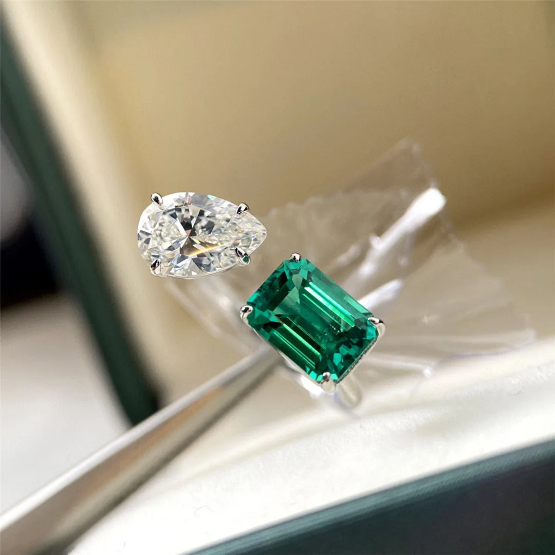 Aimgal Fine Jewelry S925 Sterling Silver Plated 18k Gold Double Main Stone Lab Emerald Open Diamond Ring 8A High Carbon Diamond