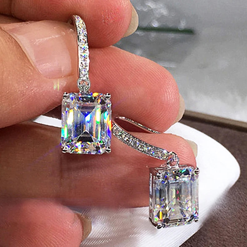 Huitan Hot Sale Elegant Women Wedding Earrings with Dazzling Square Cubic Zirconia Daily Collocation Lady's Drop Earrings