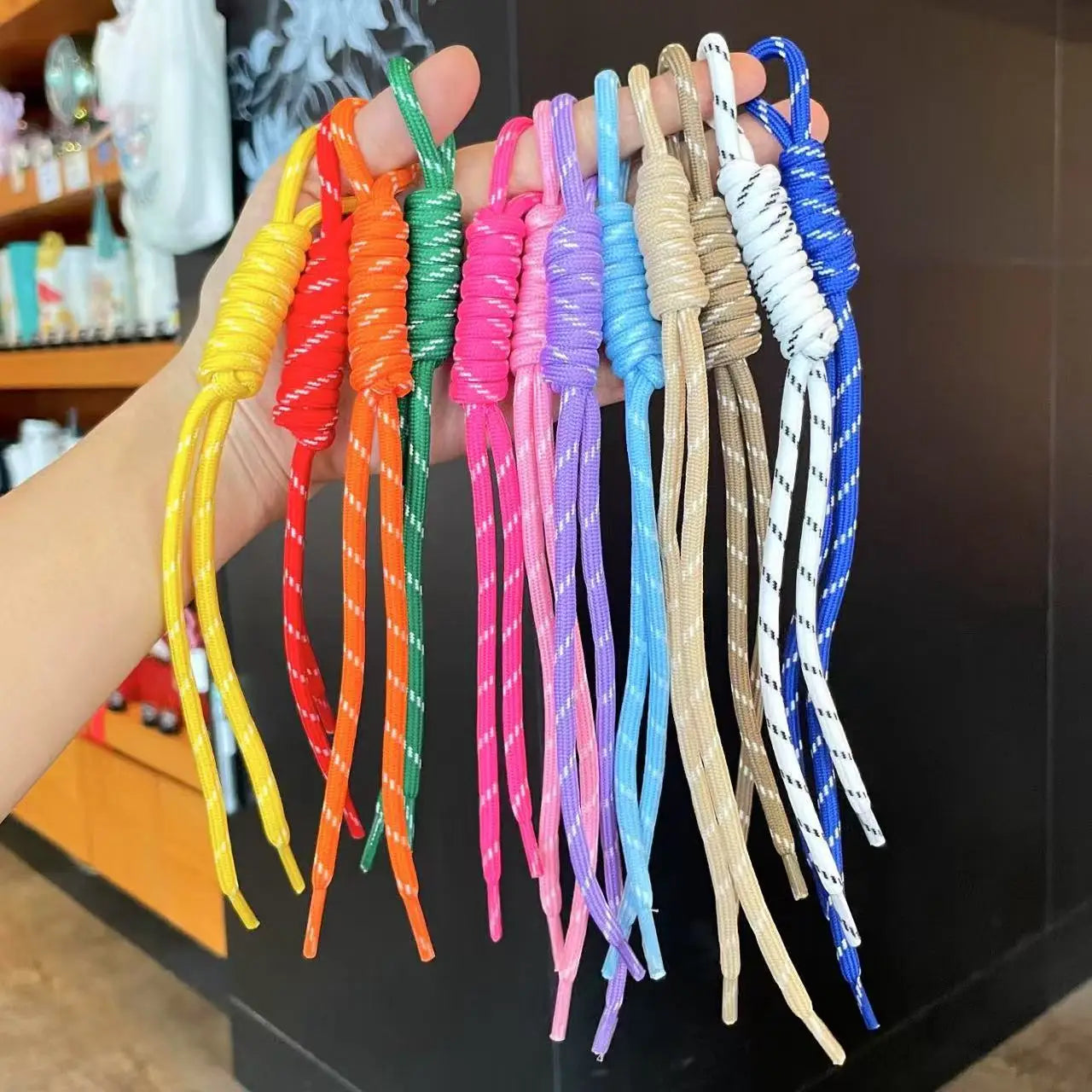 Colorful Braided Rope Lanyard Pendant Fashionable Nylon Bag Keychain Knot Paracord Lanyard Keychain