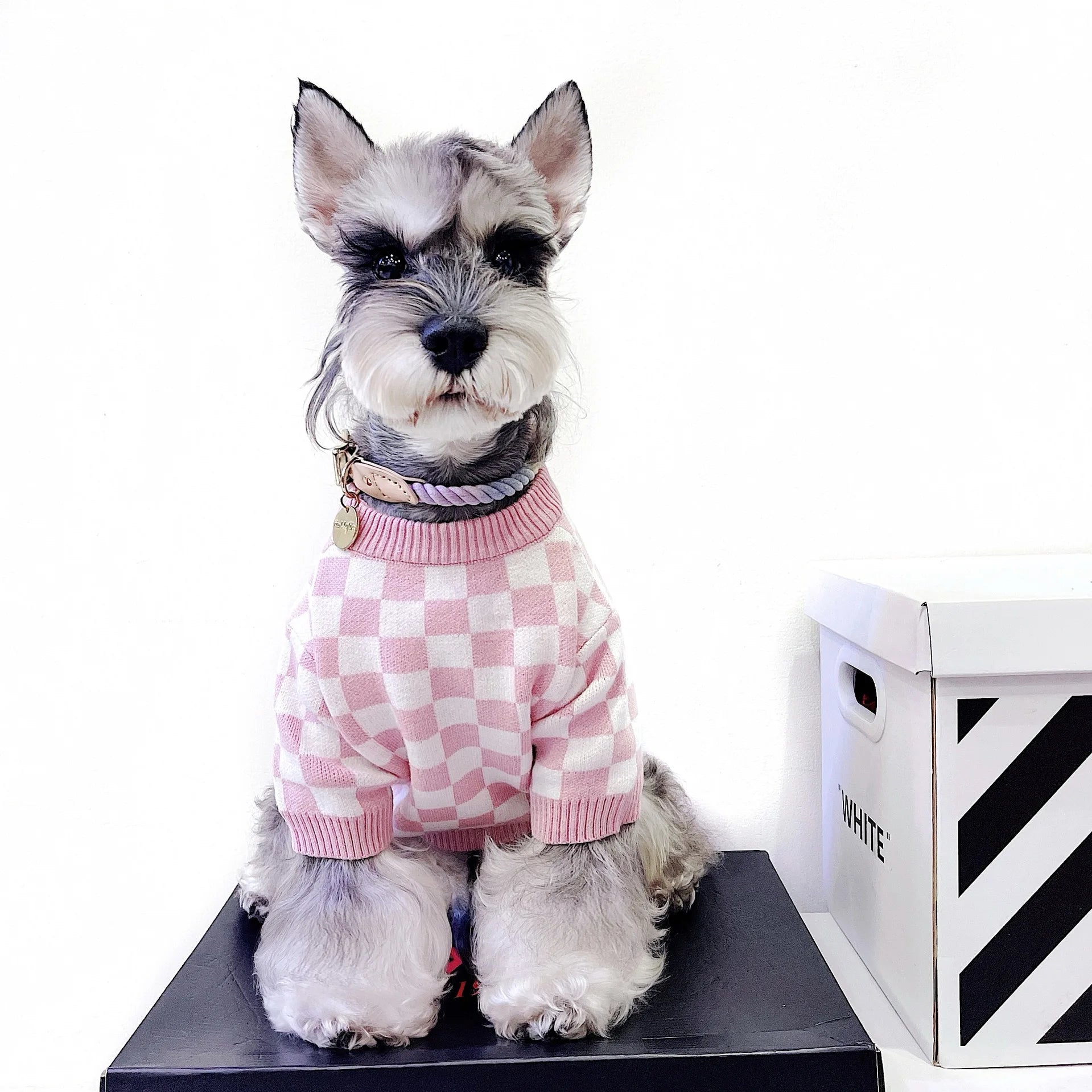 Maychan Luxury Plaid Pet Apparels Cat Dog Costumes Knitted Pet Sweater
