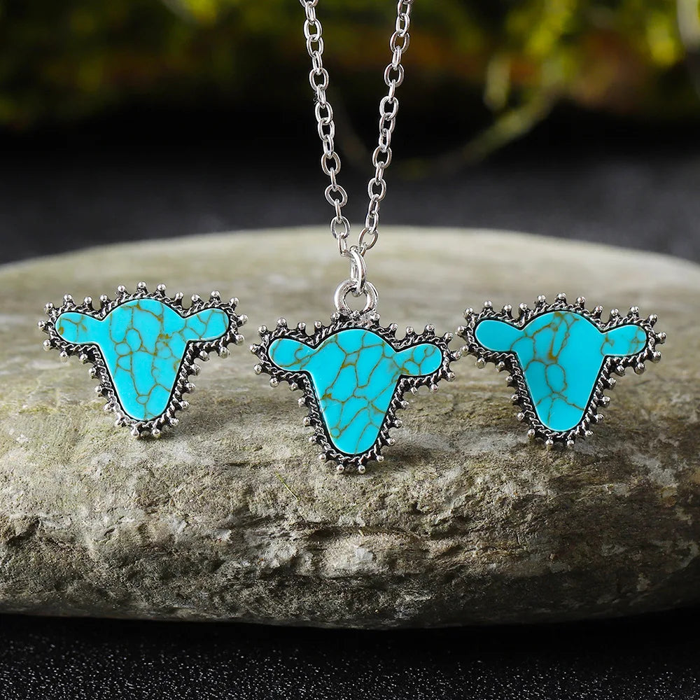 Wholesale Western Jewelry Turquoise Tooled Leather Cow Head Stud Earrings Navajo Stone Western Style for Women