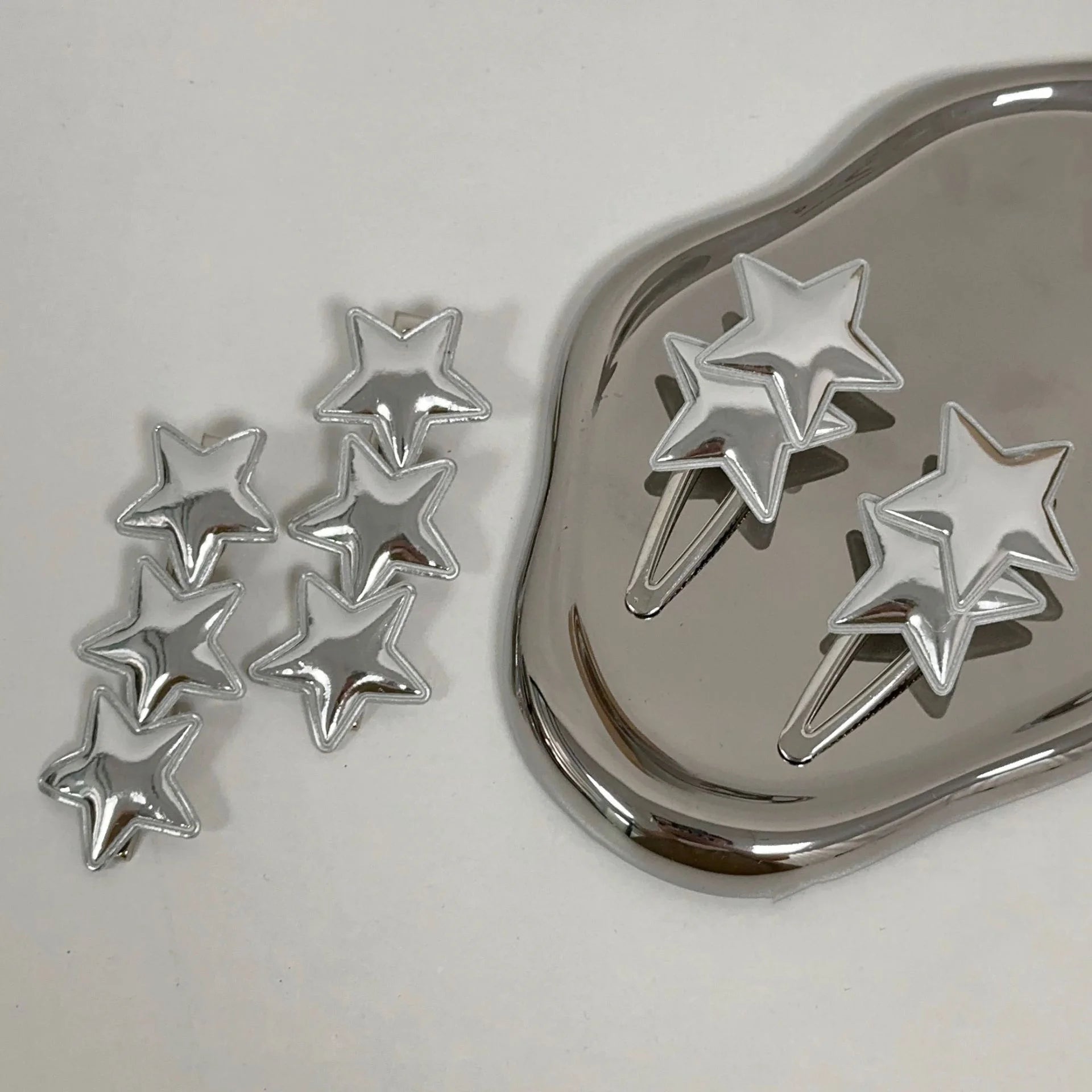 CHENGHE Custom Korean Vintage Star Hair Pin Clips for Women Girls Y2K Metal Leather Fashion Mini Wholesale Hair Accessories