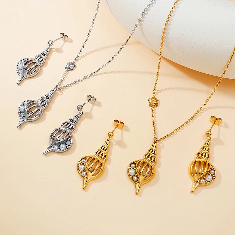 Summer Trendy Stainless Steel Wholesale Beach Jewelry 18K Gold Plated Waterproof Pearl Conch Shell Pendant Earrings Necklace Set