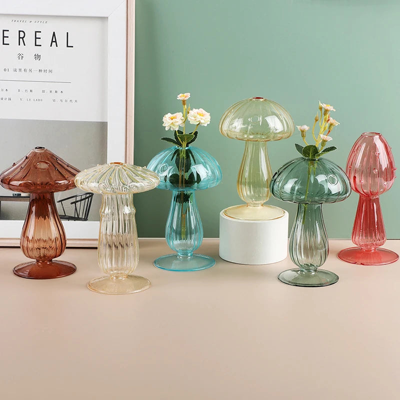 Office Desktop Pothos Copper Money Grass Water-cultured Plant Glass Vase Container Creative Glass Mushroom Small Vase