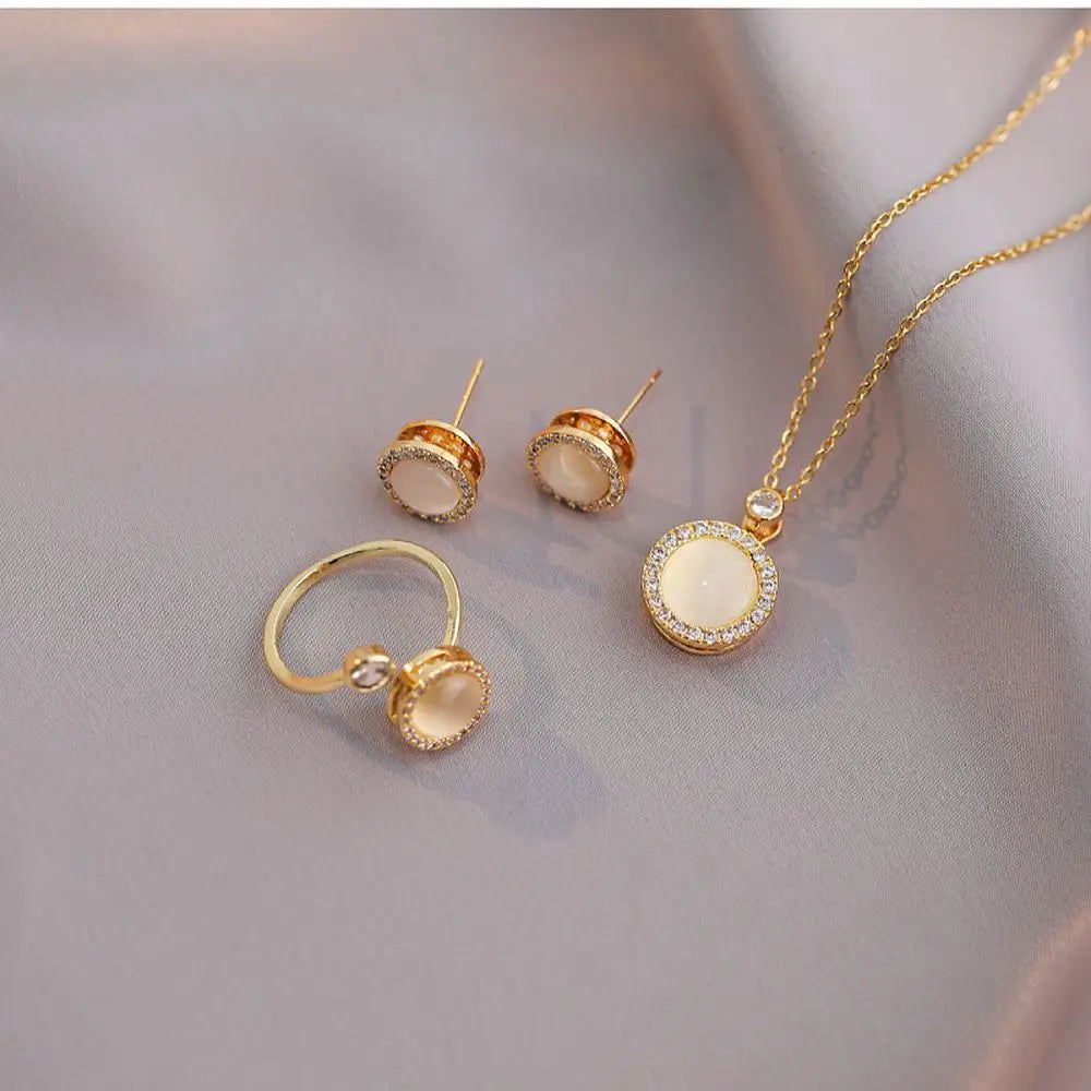 Fashion Accessories 18k Gold Plated Rotating Opal Pendant Light Luxury Zircon Design Necklace Earring Ring Bracelet Set