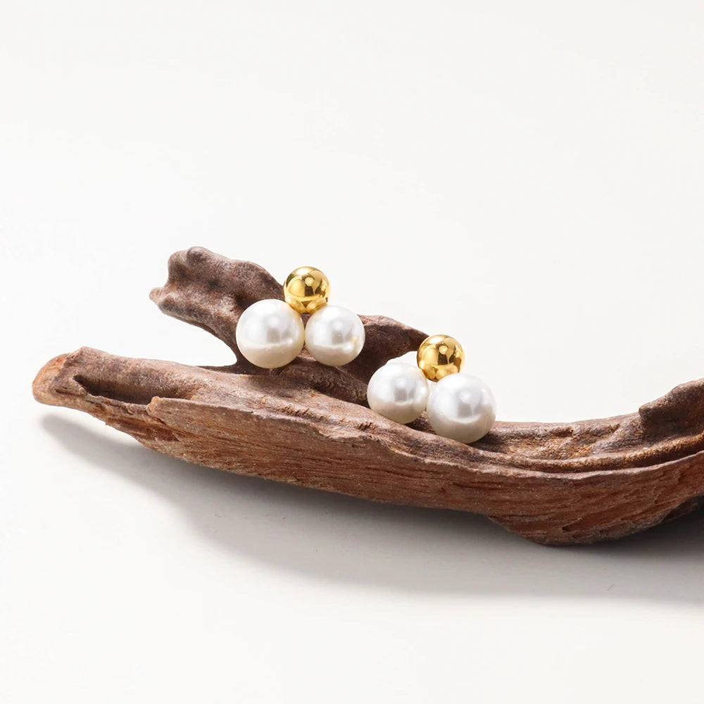 Chris April in Stock Romantic 316L Stainless Steel PVD Gold Plated Triplet Man-made Pearl Stud Earring