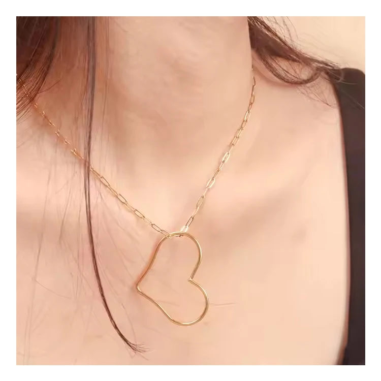 Chris April Fashion Jewelry 316L Stainless Steel PVD Gold Plated Hollow Heart Heart Shape Pendant Necklace with Link Chain