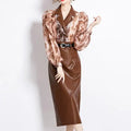 M-3XL Autumn Style Style Set Suit Collar Printed Shirt High Waisted and Buttocks Split Leather Skirt 2-piece Set Suit
