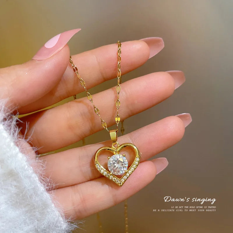 Luxury Minimalist Gold Plated Stainless Steel Heart Necklace Sparkling Zircon Cz Heart Pendant Necklace Gifts Jewelry