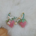 Luxury Design Hand Made Pink Glow Glass Beads Beads Fruit Strawberry Ornaments Natural Fresh Water Lyonia Ovalifolia Earrings