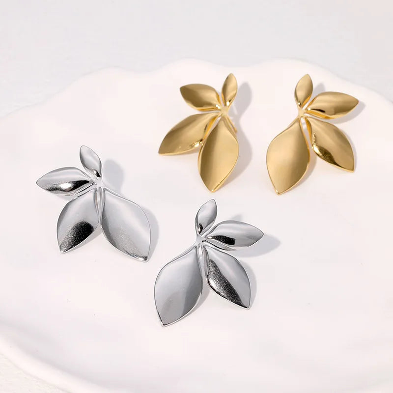 DAIHE Minimalist Women Jewelry Stainless Steel Leaf Earrings 18K Gold Plated Rotating Leaf Earrings