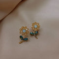 Extensive Style Delicate Flower Earrings Flower Multiple Hanging Earrings Crystal Eardrop for Female